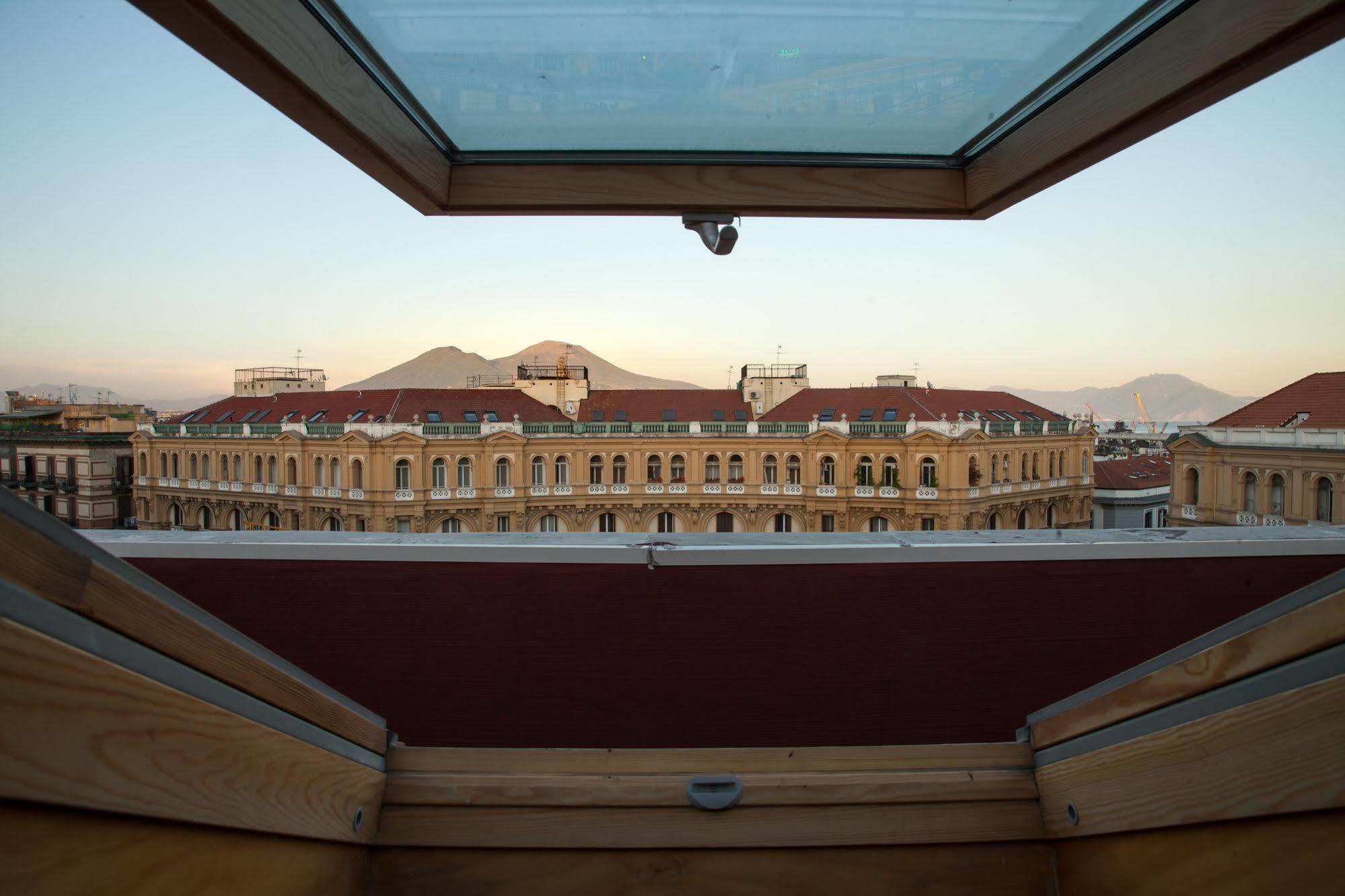Hotel Caesar Napoli Exterior foto